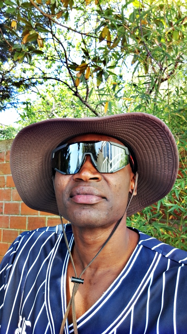 Profil de Kerry, 29 ans, Libertine à Bour