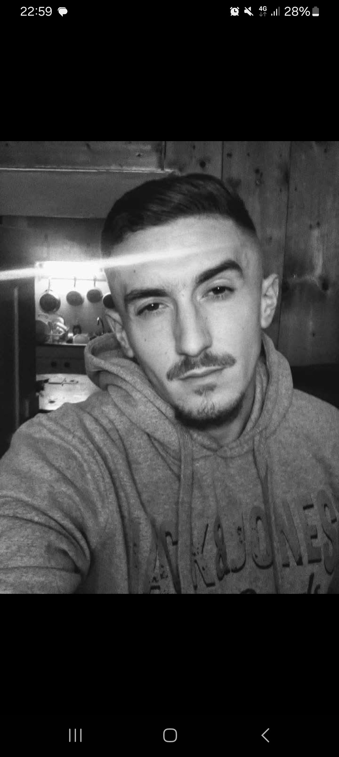 Profil de Fehd, 30 ans, Libertine à Kalborn