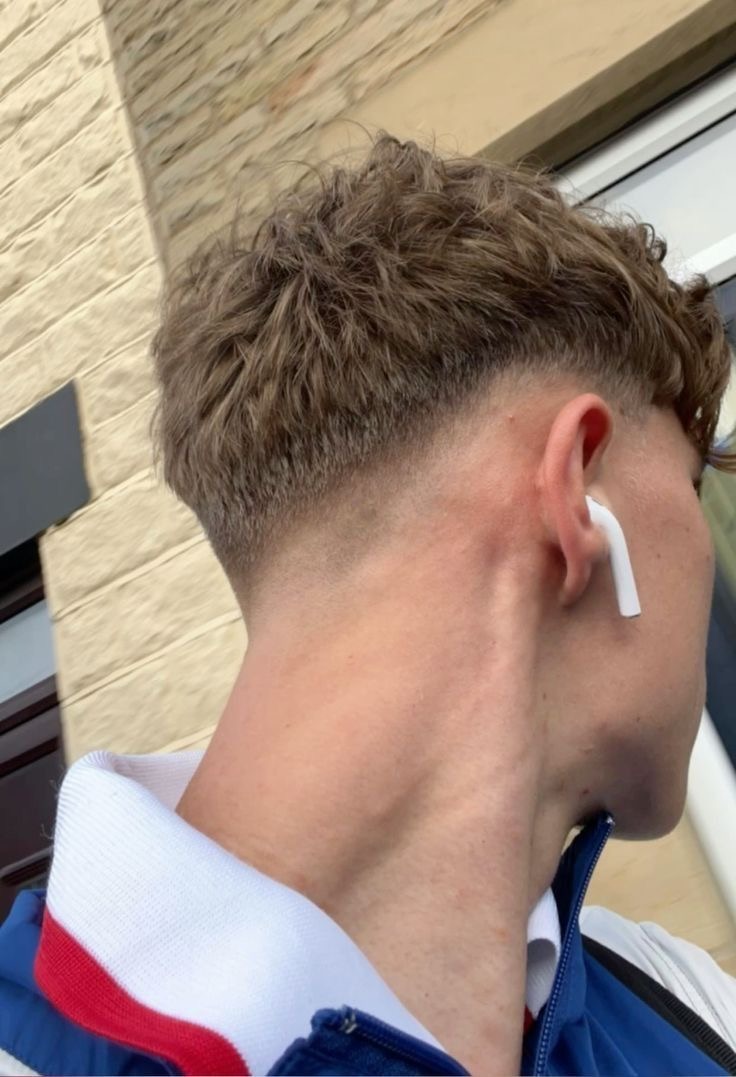 Profil de Kyrian, 21 ans, Libertine à Breidfeld