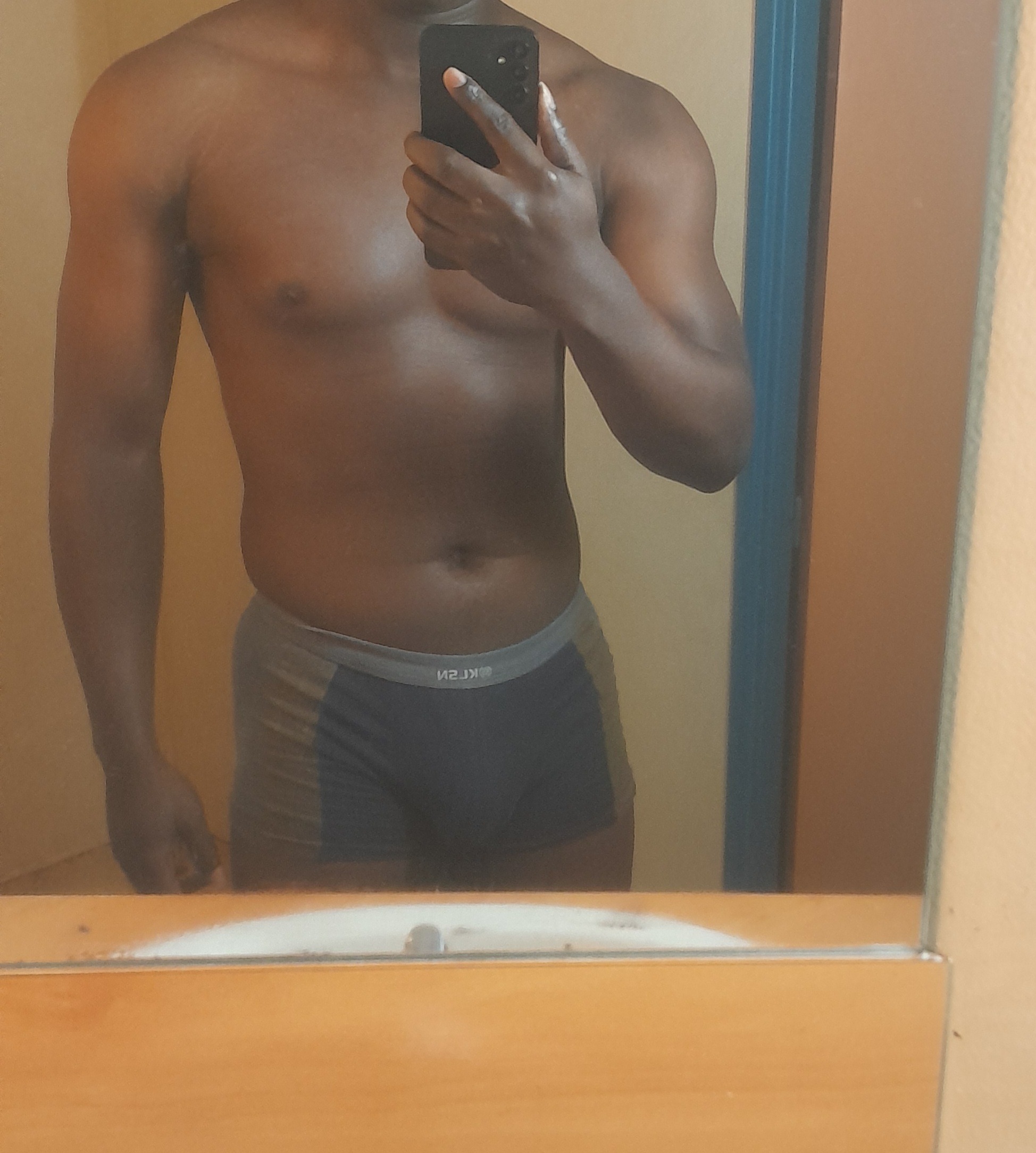 Profil de Bana, 23 ans, Libertine à Rippig